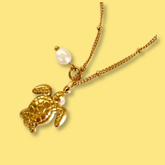 Collar Tortuga Dorada Perlita  2T1