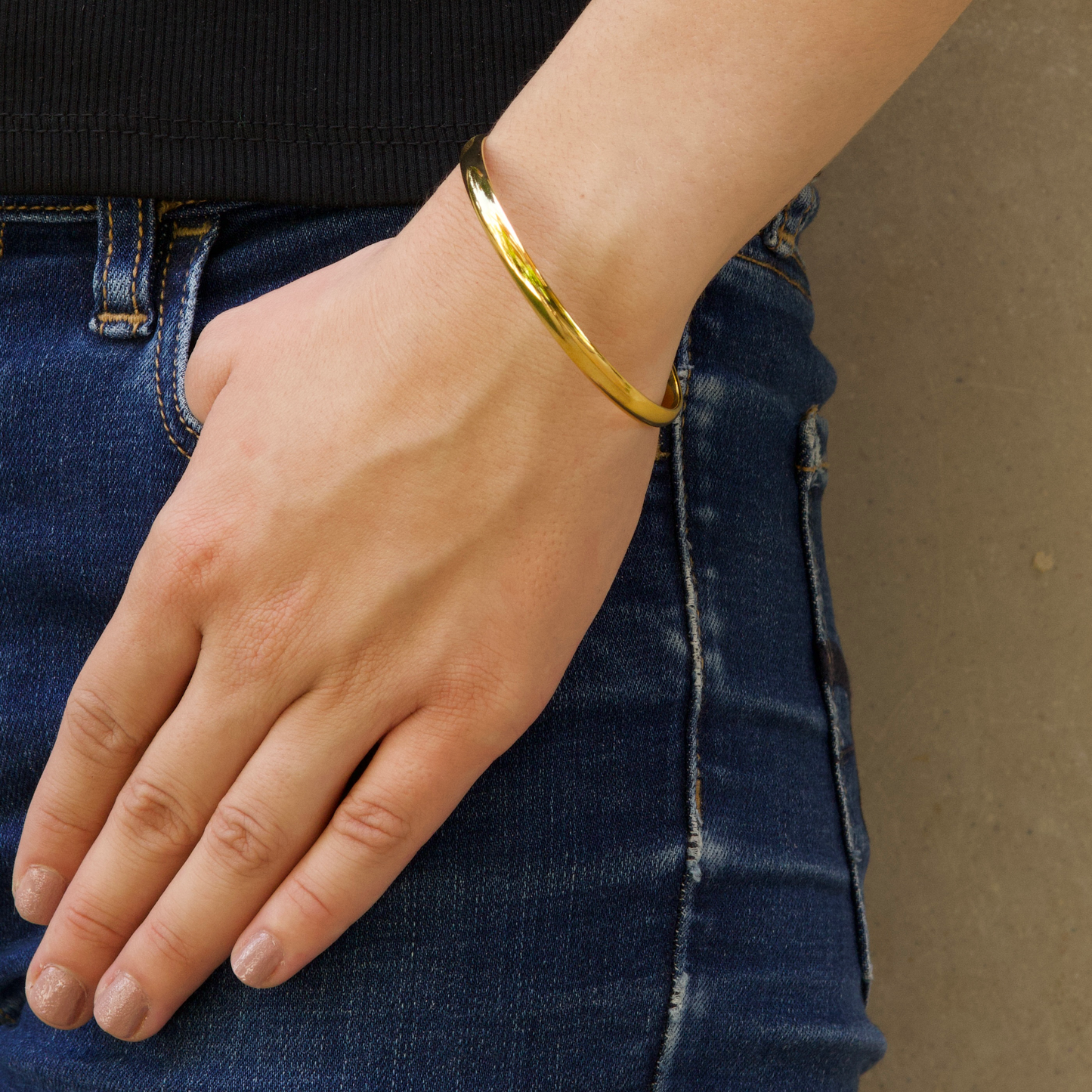 Pulsera Dorada Básica Acero Inoxidable 2V4