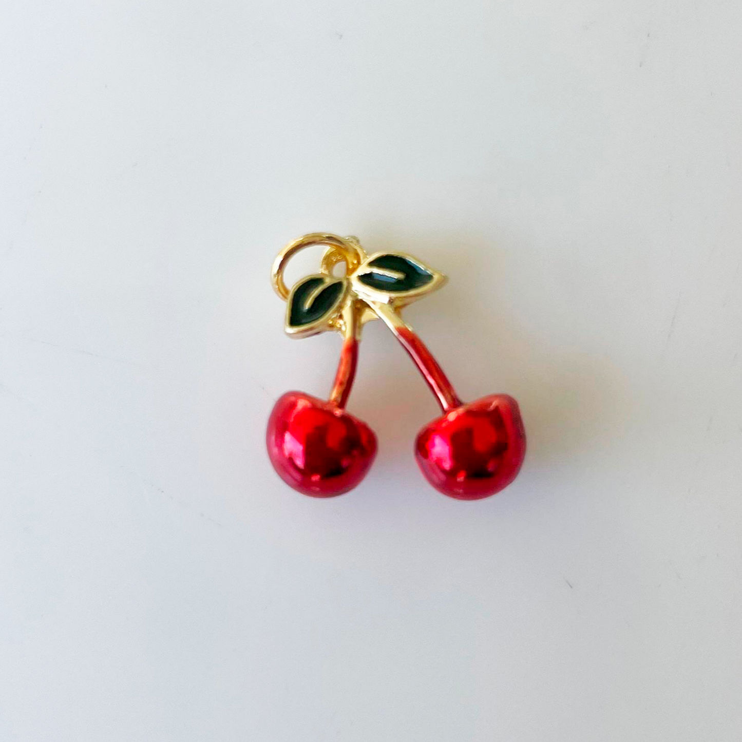Dije Cerezas Chapa de Oro  2Z5