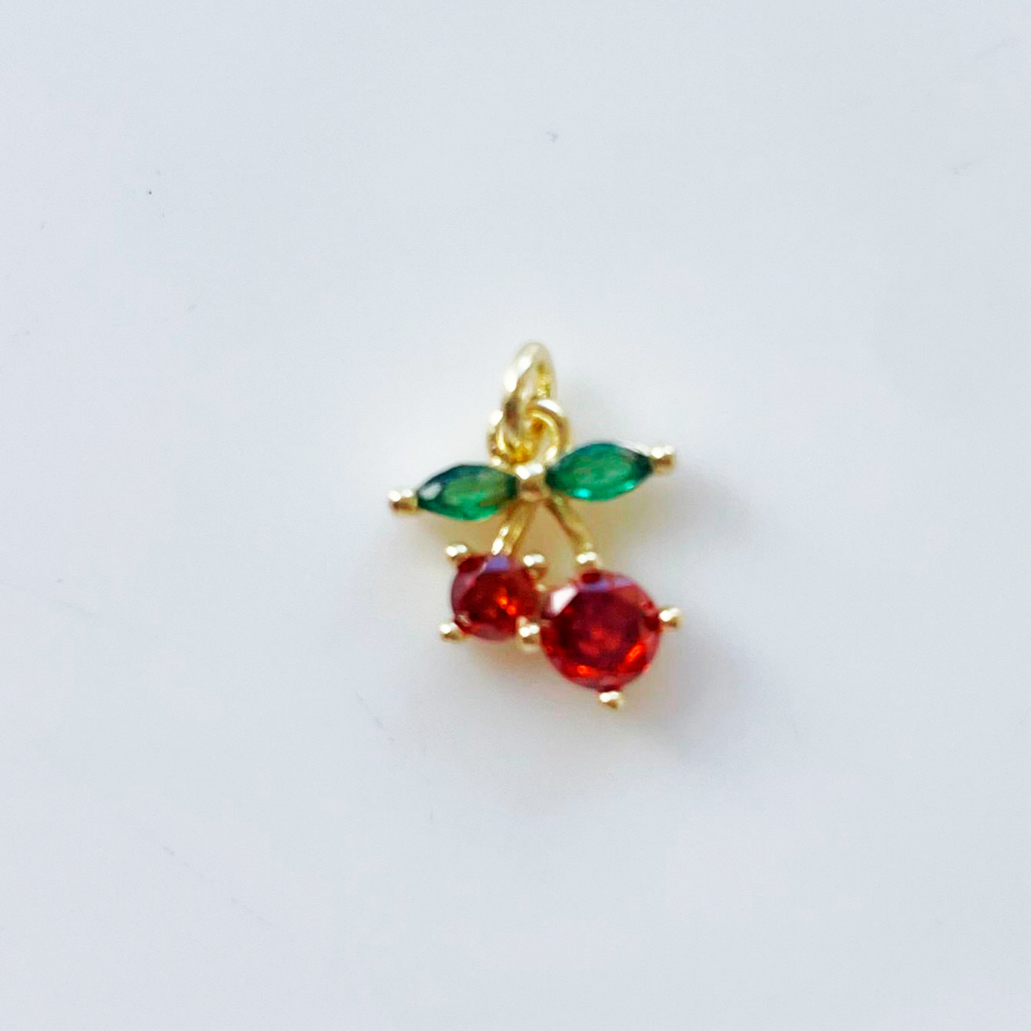 Dije Cerezas Cristal  Chapa de Oro 2M5