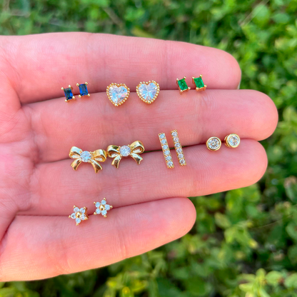Aretes Corazón Chapa de Oro AZ432