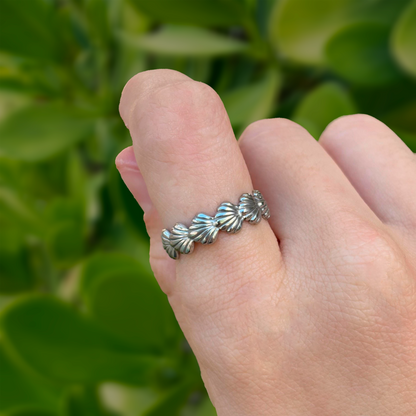 Anillo Plateado Conchitas Acero Inoxidable 2F5