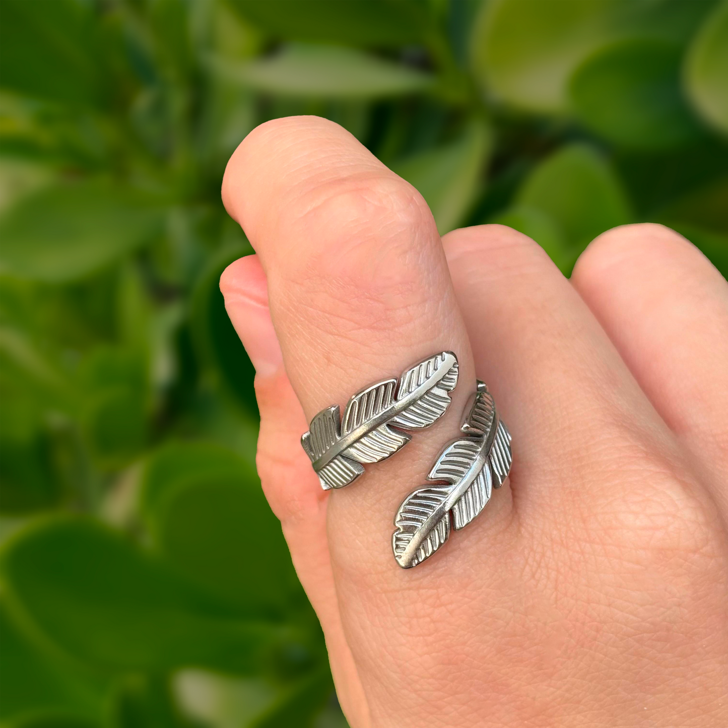 Anillo Hojas Plateadas Acero Inoxidable 1H4