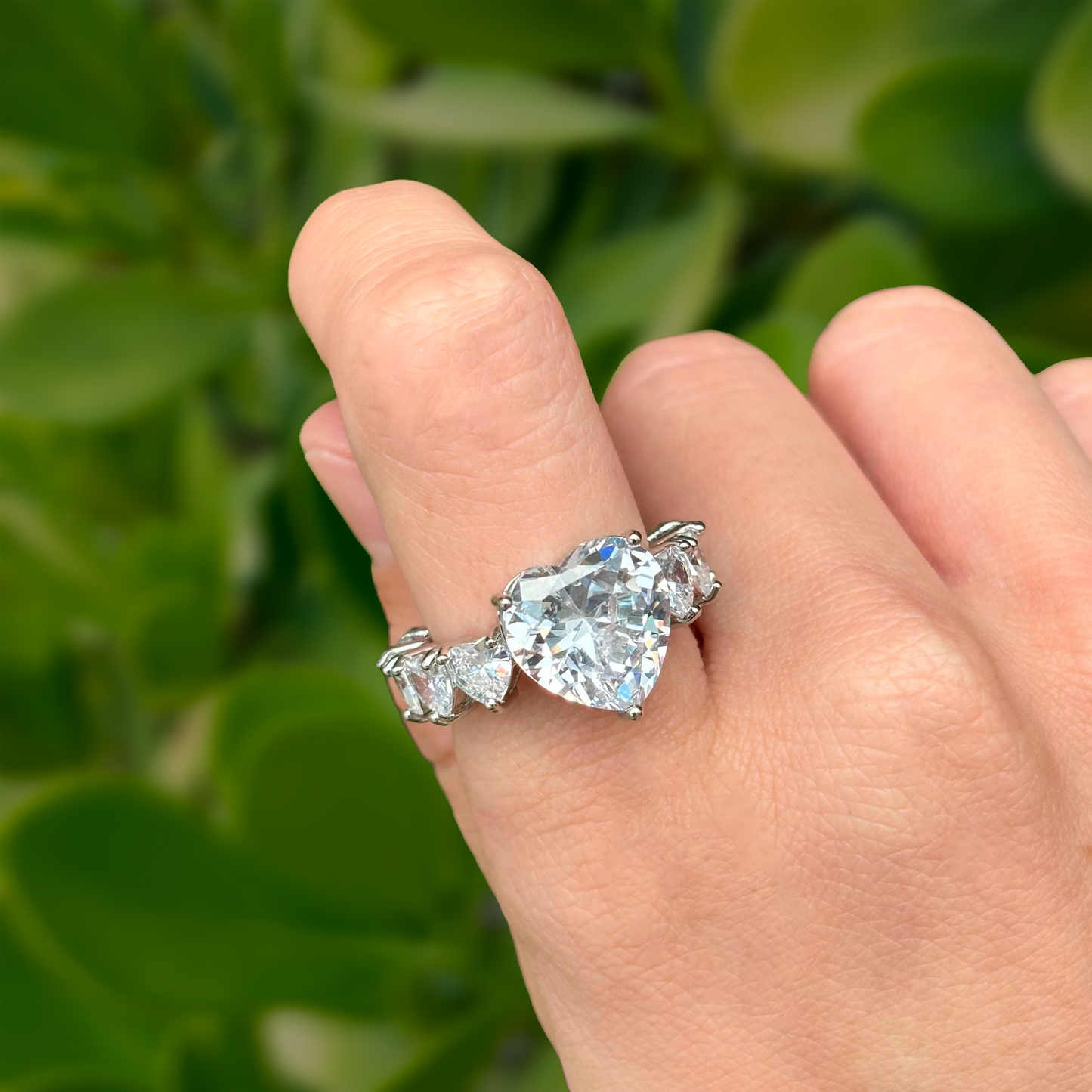 Anillo Corazón Zirconias Blancas Chapa de Oro