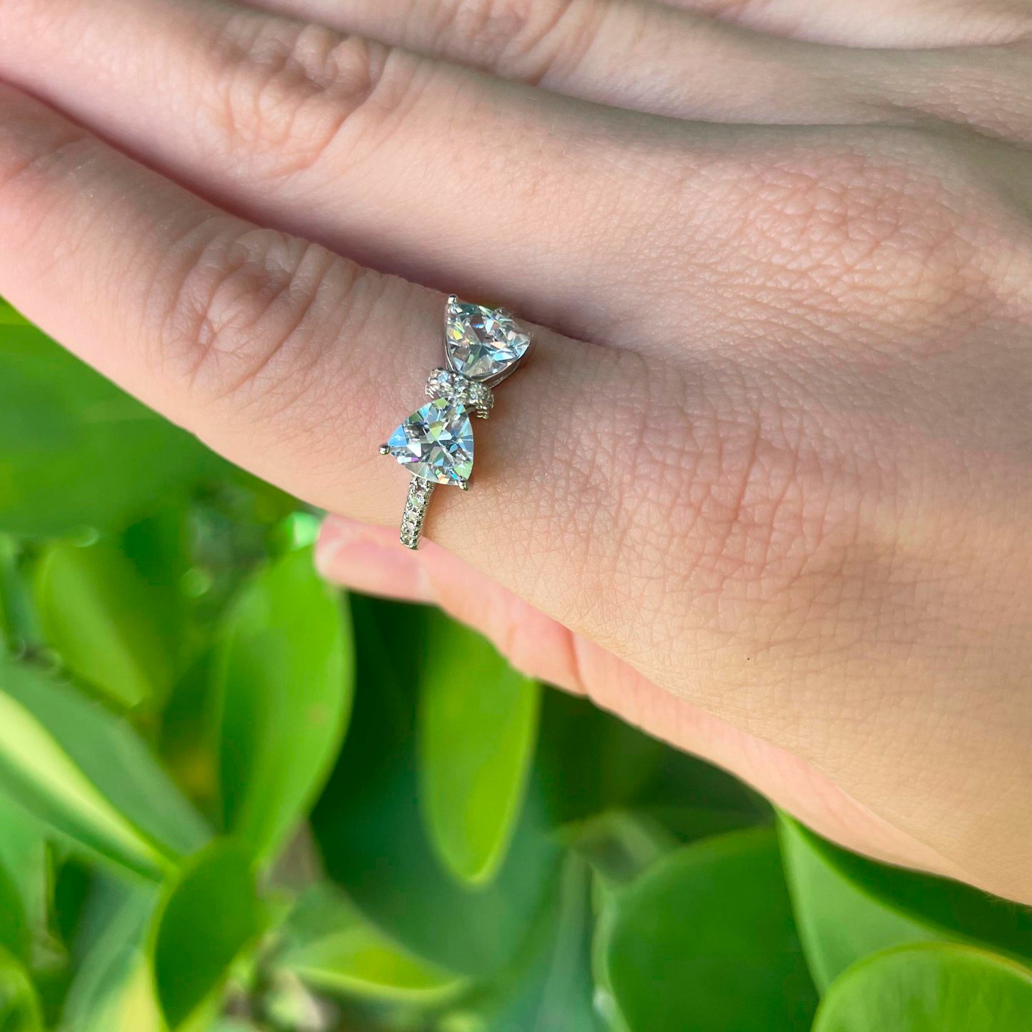 Anillo Lazo Plateado Chapa de Oro