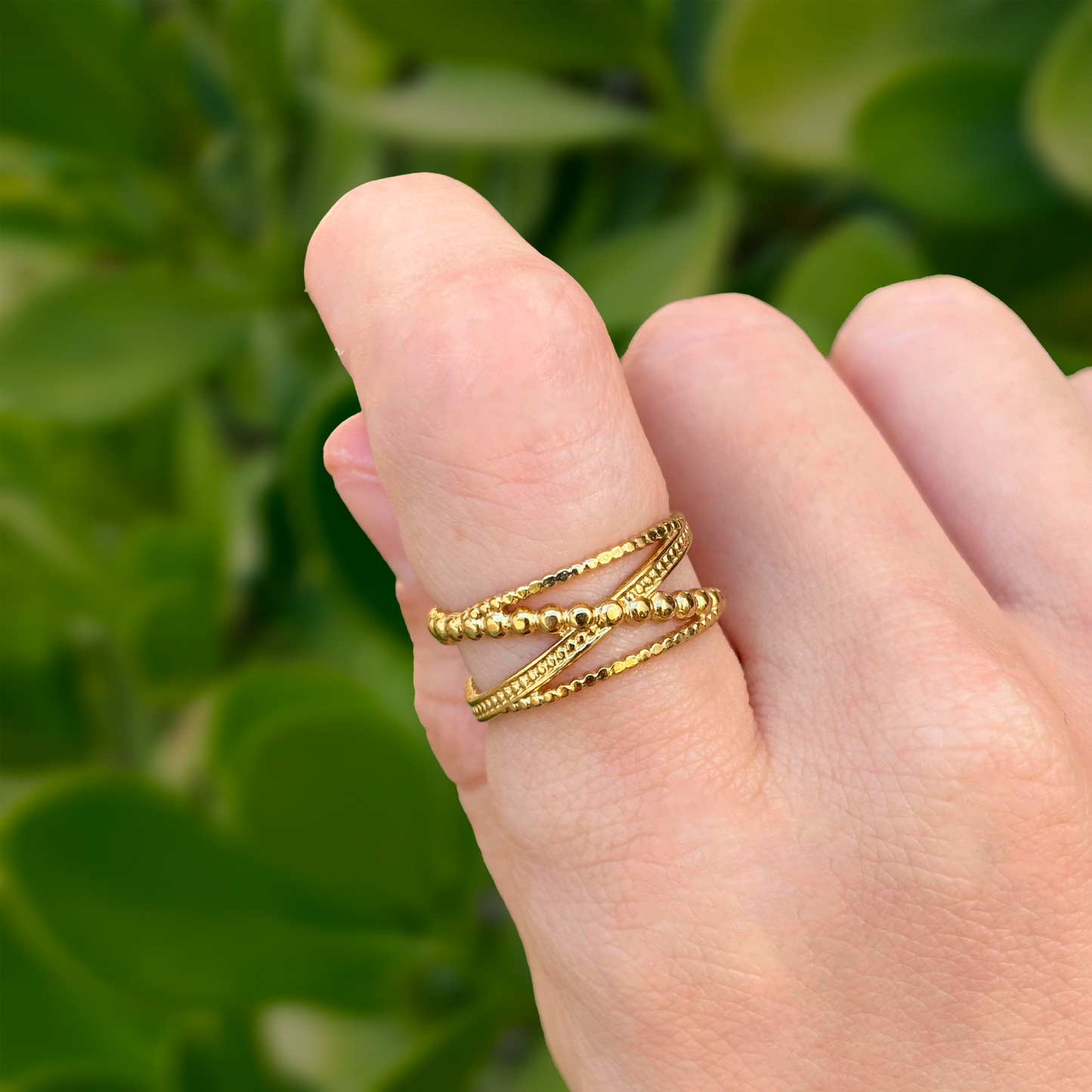 Anillo Dorado Cruzado Acero Inoxidable 2L4