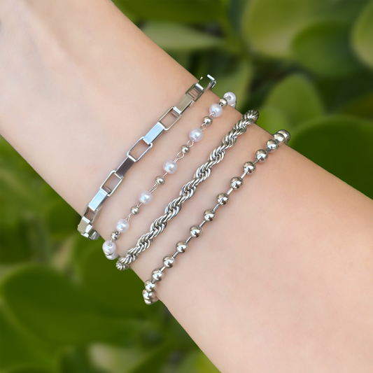 Set Pulseras 4pzs Plateadas Perlitas Acero Inoxidable 1C7