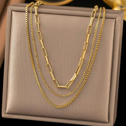 Collar Layer Dorado 3 Cadenas Acero Inoxidable 1R5