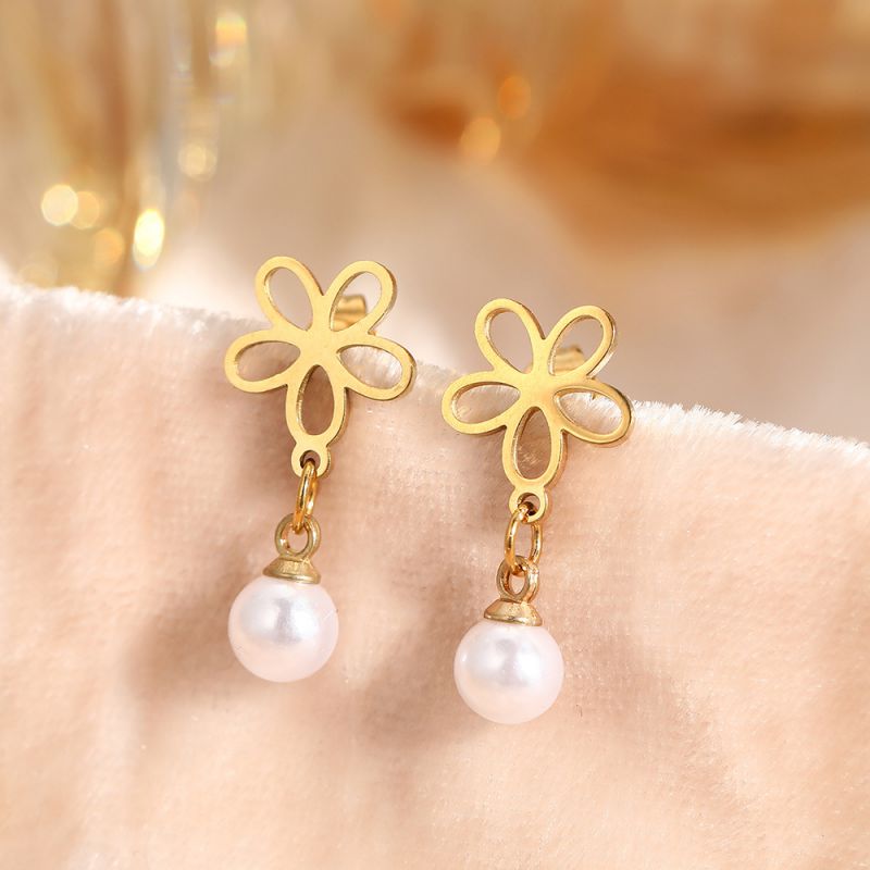 Aretes Flor Dorada con Perla Acero Inoxidable 3A6