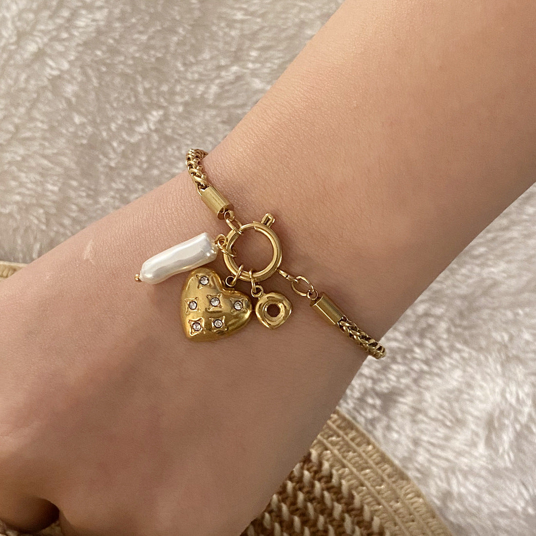 Pulsera Dorada Corazón con Perla Acero Inoxidable 3M5