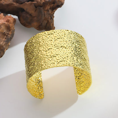 Pulsera Dorada Ancha Metálica 1AA8