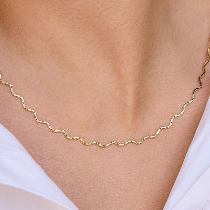 Collar Dorado Cadena Ondulada