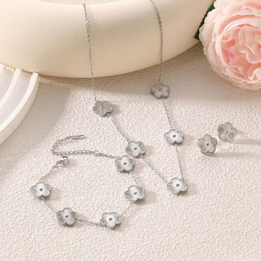 Collar Pulsera y Aretes Plateados Flor Acero Inoxidable