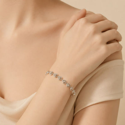 Pulsera Plateada Corazon de Perlitas