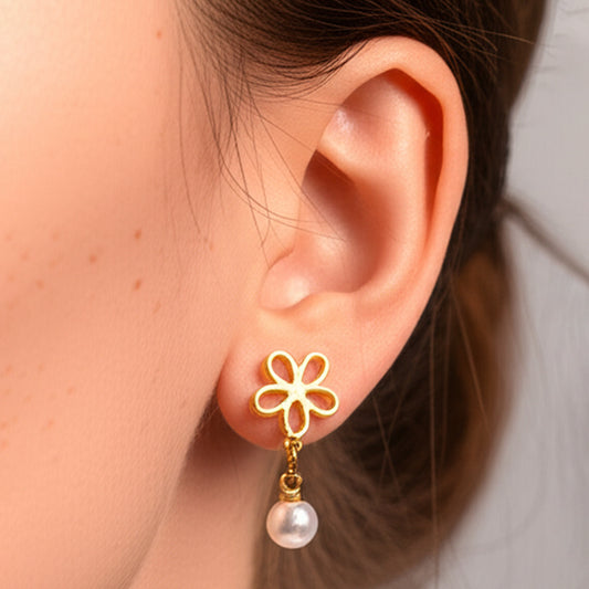 Aretes Flor Dorada con Perla Acero Inoxidable 3A6