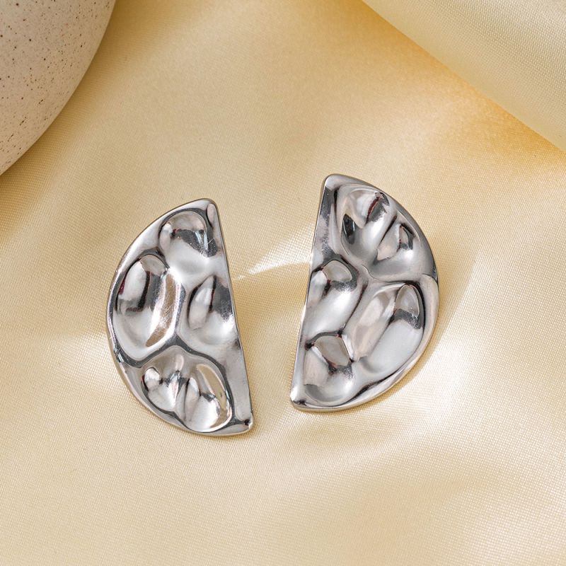 Aretes Plateados Medio Circulo Martillado Acero Inoxidable 1R3