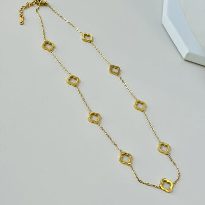 Collar Dorado Trébol Acero Inoxidable 1Y7