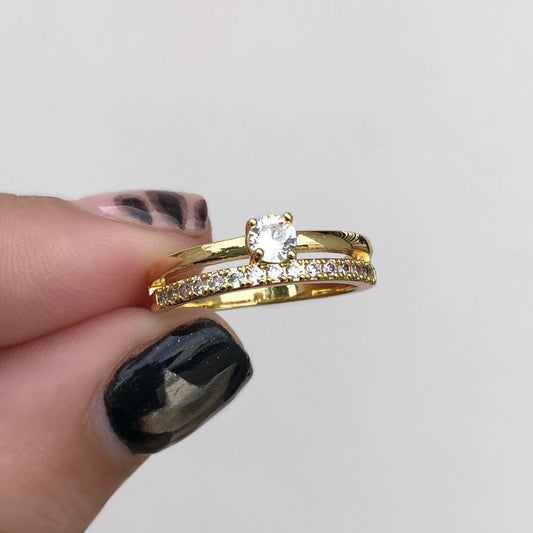 Anillo Zirconias Chapa de Oro