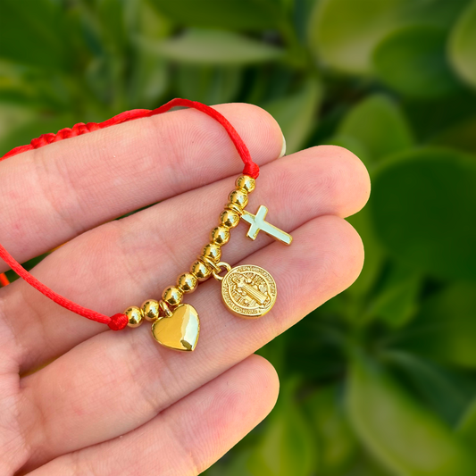 Pulsera Dorada Hilo Rojo Cruz Corazón Medalla 1W4 LU