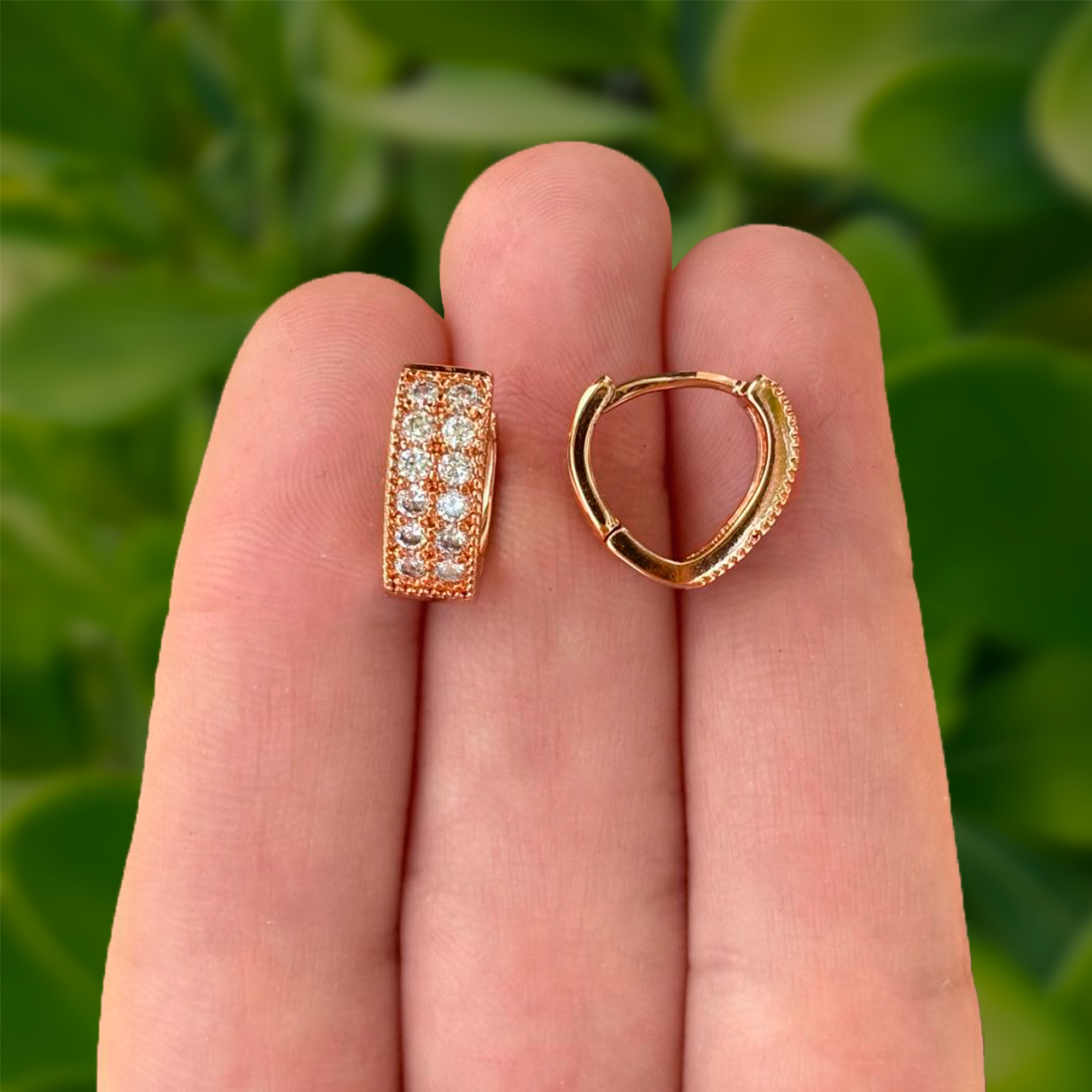 Aretes Arracada Gruesa Oro Rosa con Zirconias Chapa de Oro Az250