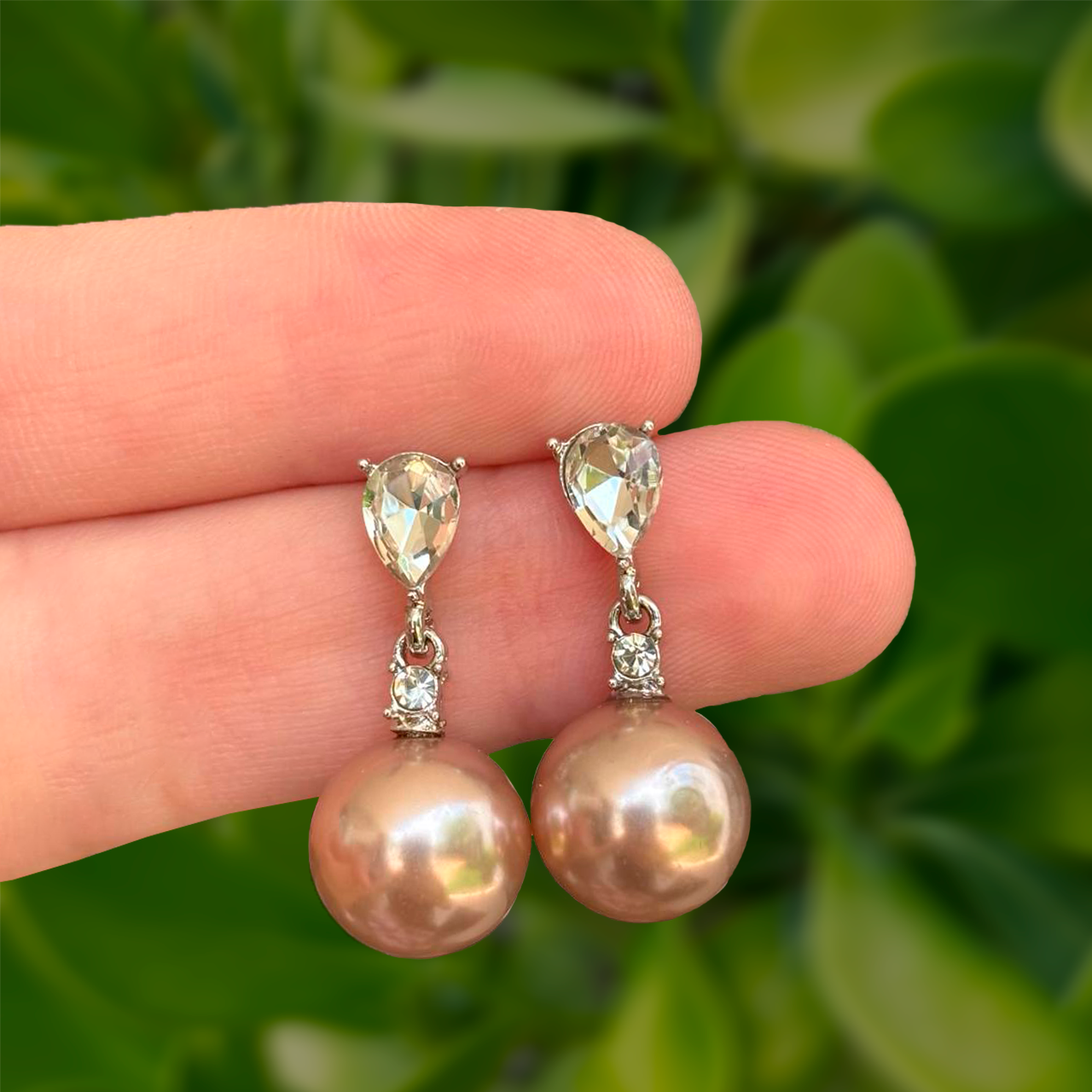Aretes Plateados Zirconia Perla Shampaña 2H4