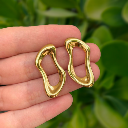 Aretes Dorados Linea Irregular Acero Inoxidable 3i4