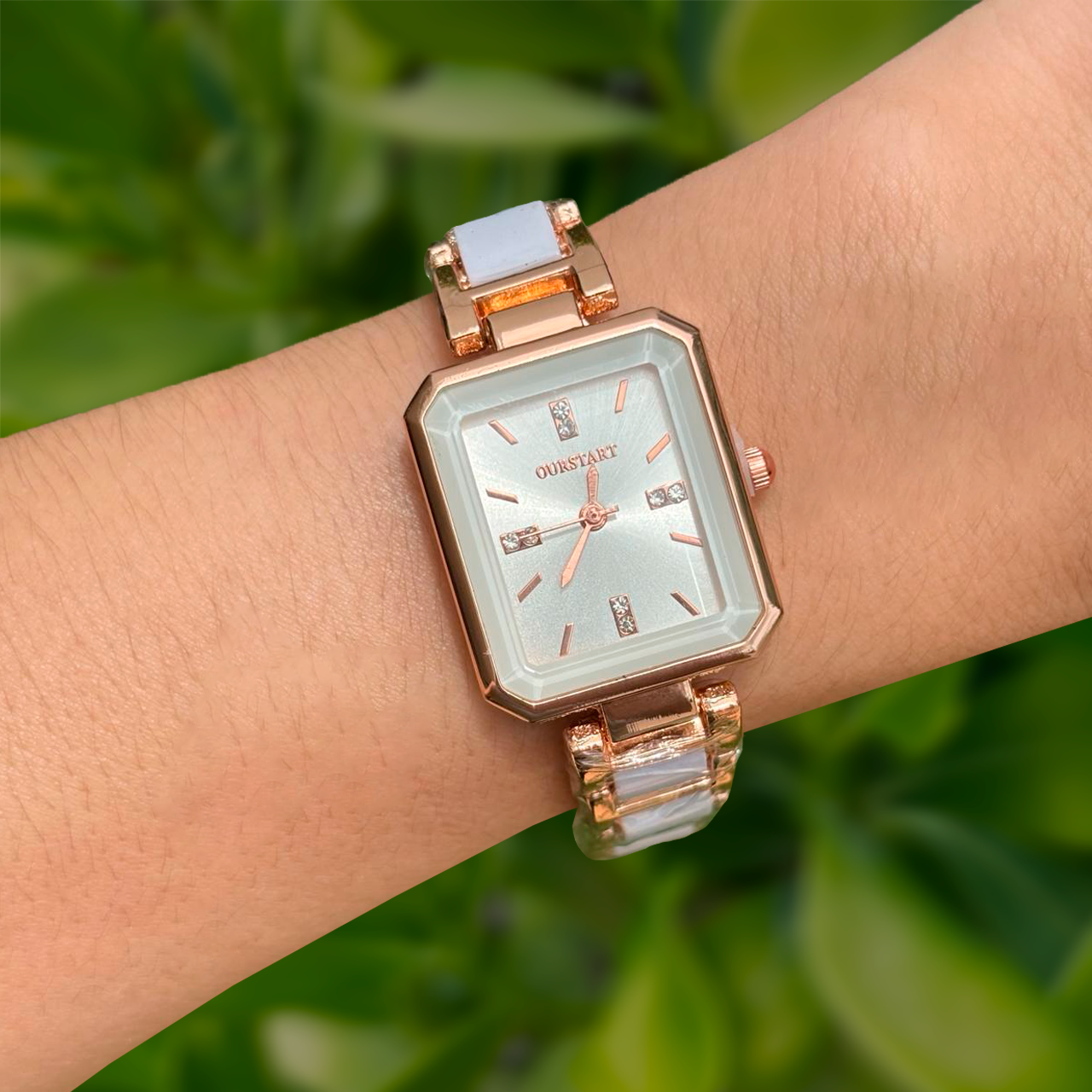 Reloj Oro-Rosa con Blanco Zirconias Cuadro  R28