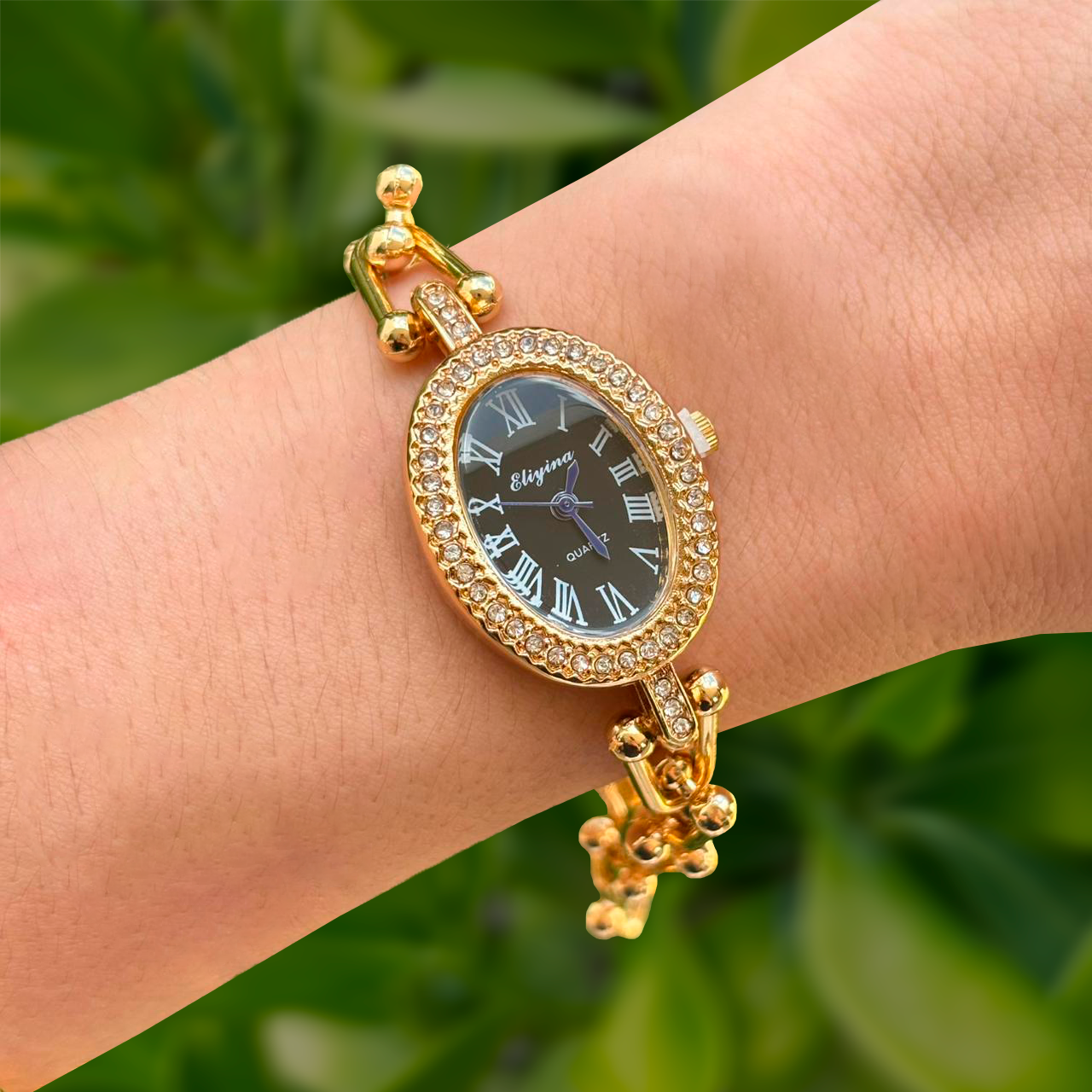 Reloj Dorado Pulsera Negra Carátula de Zirconias 4E42