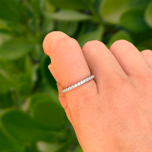 Anillo Plateado Churumbela Zirconias