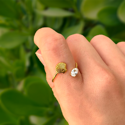Anillo Dorado Conchita Zirconia Acero Inoxidable 3E1