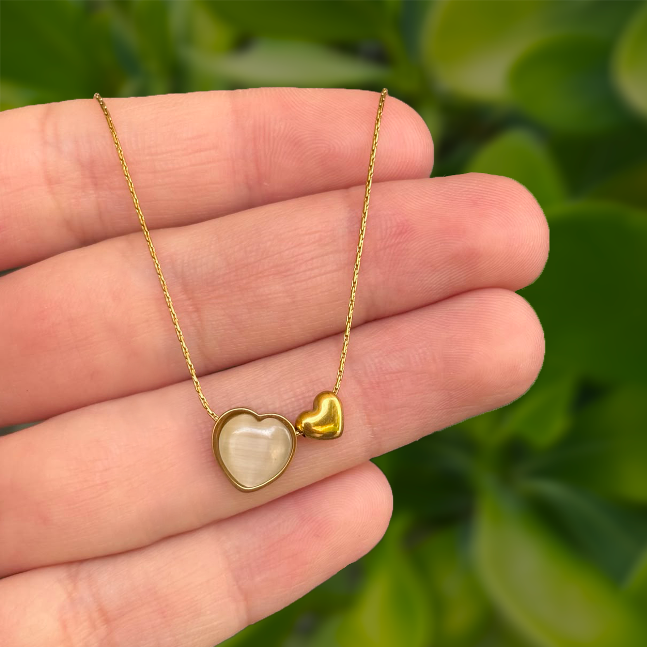 Collar Dorado Doble Corazon Concha Nacar Acero Inoxidable