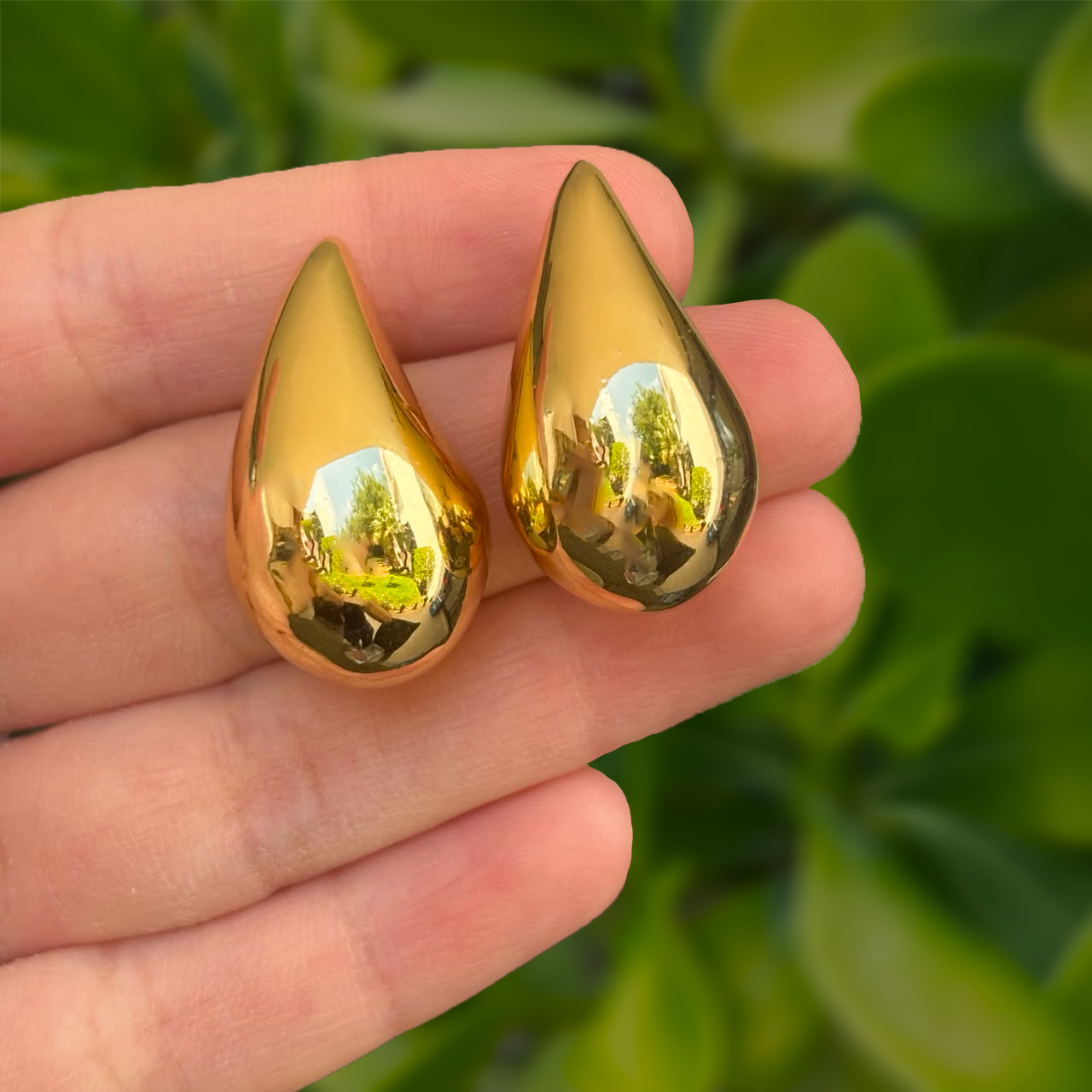 Aretes Dorados Gran Gota