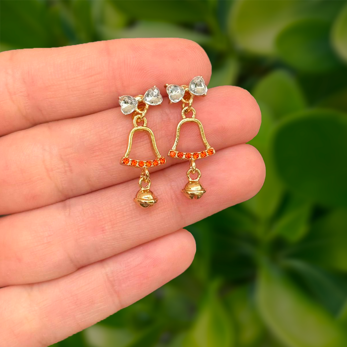 Aretes Dorados Campanita Navideña