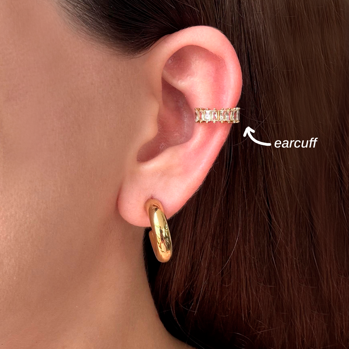 Ear Cuff Dorado Zirconias Acero Inoxidable (Una Pieza)