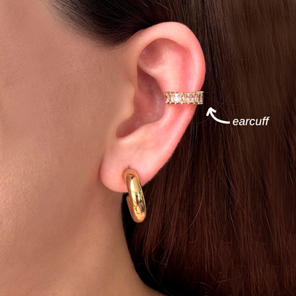 Ear Cuff Dorado Zirconias Acero Inoxidable (Una Pieza)