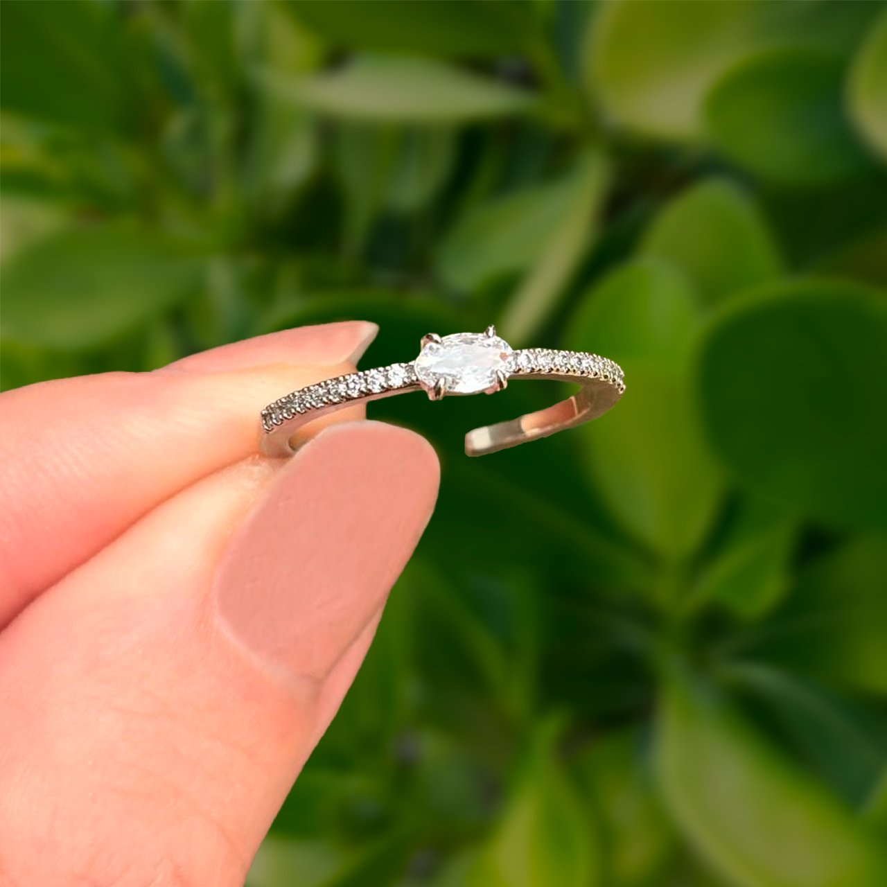 Anillo Plateado Zirconias Ajustable Chapa de Oro Az183