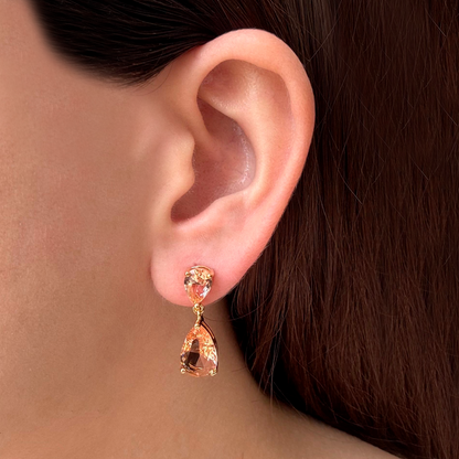 Aretes Doble Gota Zirconia Coral Acristalado Chapa de Oro 1K7