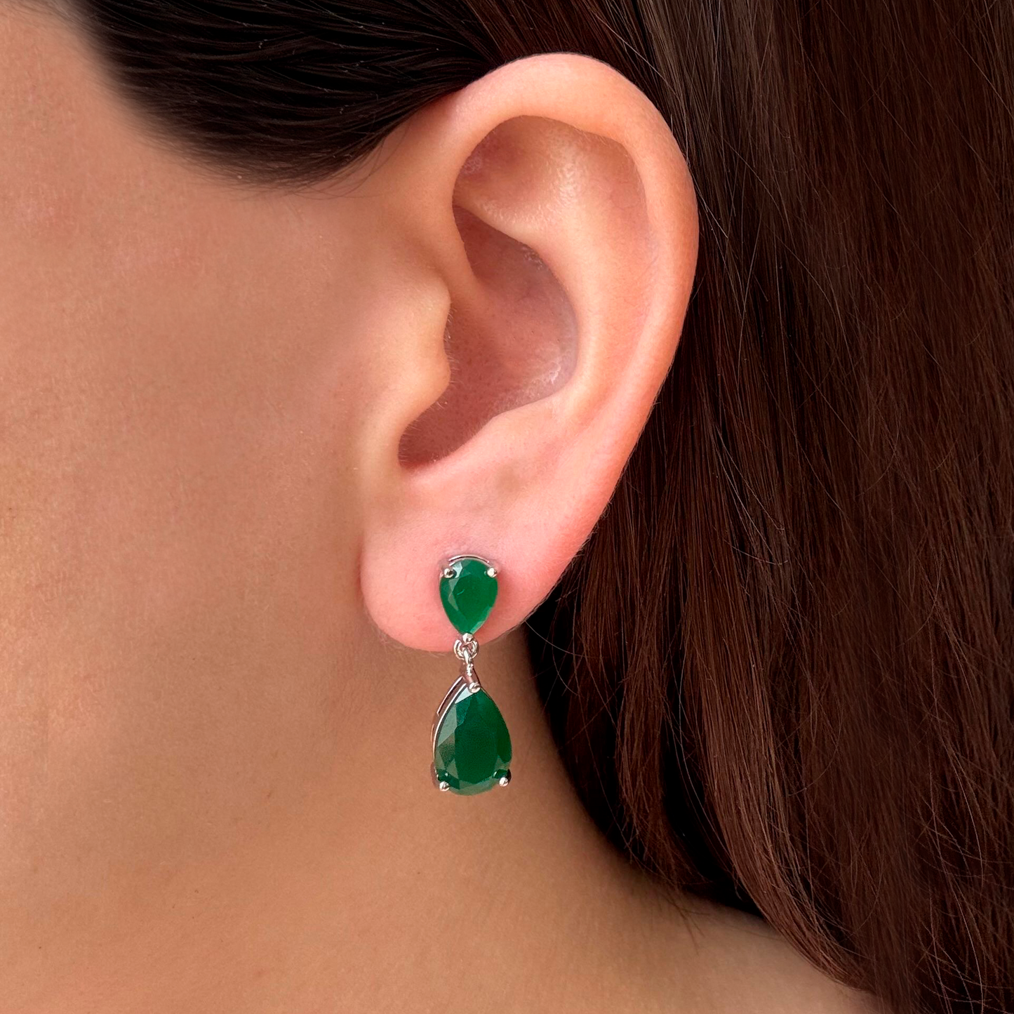 Aretes Doble Gota Zirconia Verde Chapa de Oro 1E6