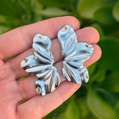 Aretes Plateados Hoja Arrugada Acero Inoxidable 1AA7