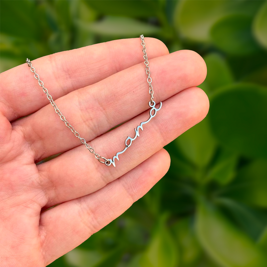 Collar Plateado *MAMA*   R21