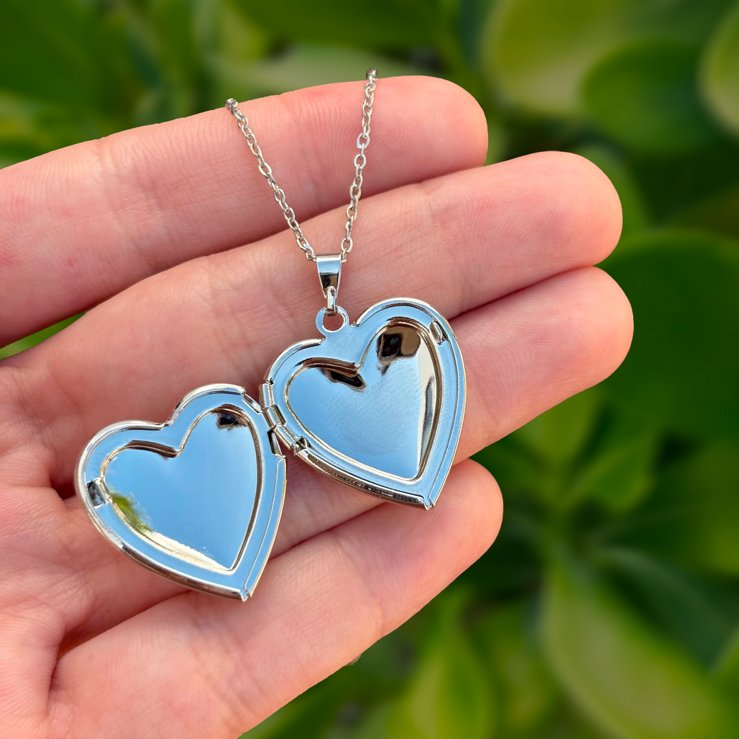 Collar Relicario de Corazón   1N6