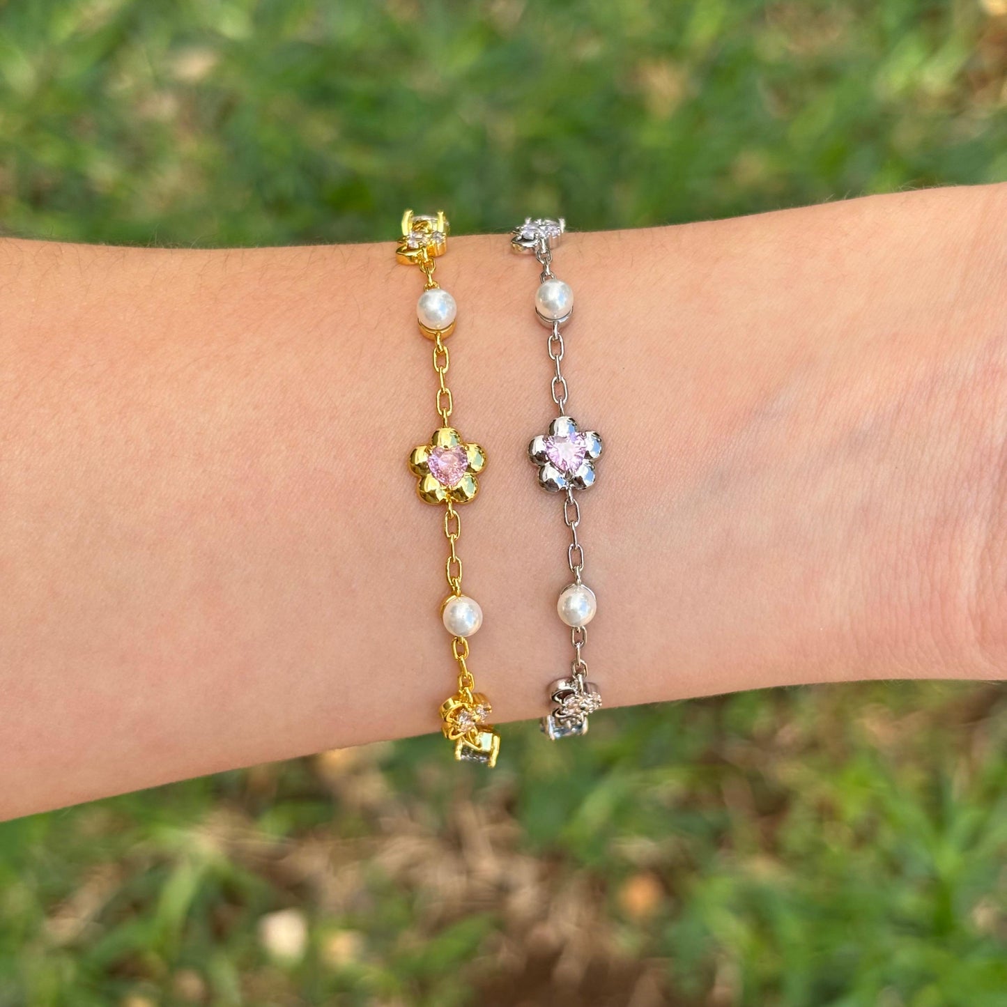 Pulsera Flor con Zirconias y Perlitas Chapa de Oro