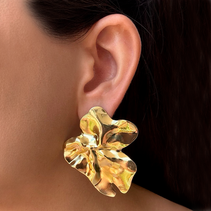 Aretes Dorados Arrugados  2V4