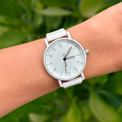 Reloj Blanco Nieve Redondo Mujer  R19