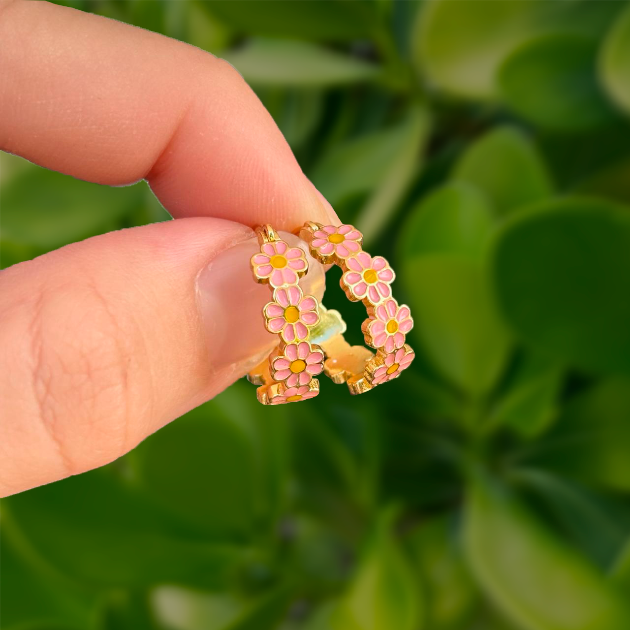 Aretes Arracada Flor Rosa Chapa de Oro  2H8