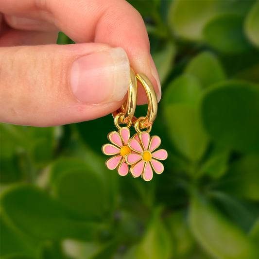 Aretes Flor Rosa Chapa de Oro 3B4