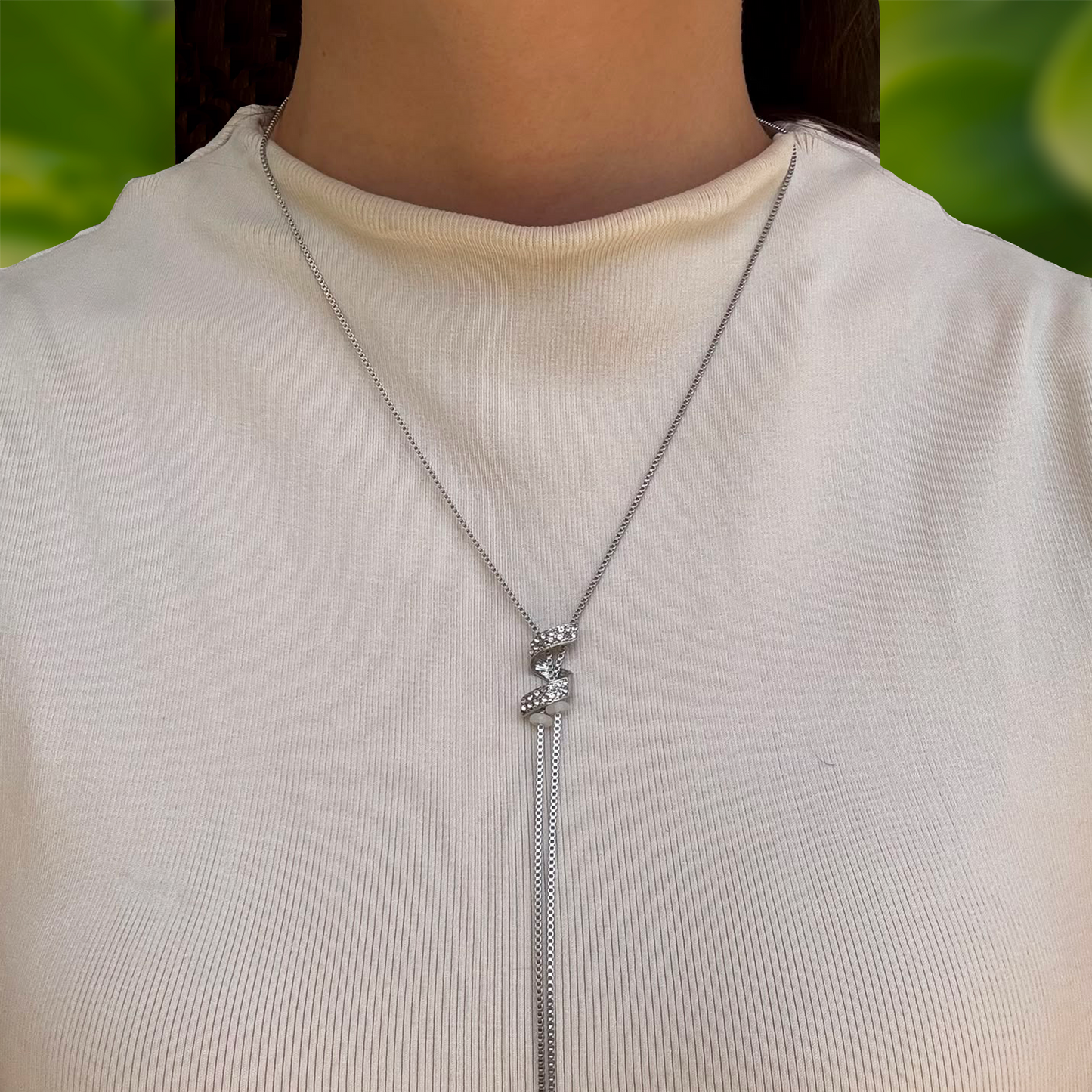 Collar Plateado Corbatero Zirconias