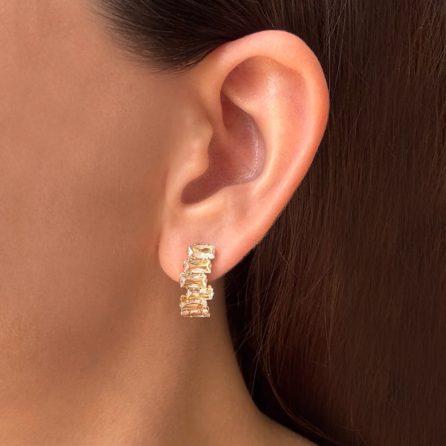 Aretes Arracada Dorada Cristales