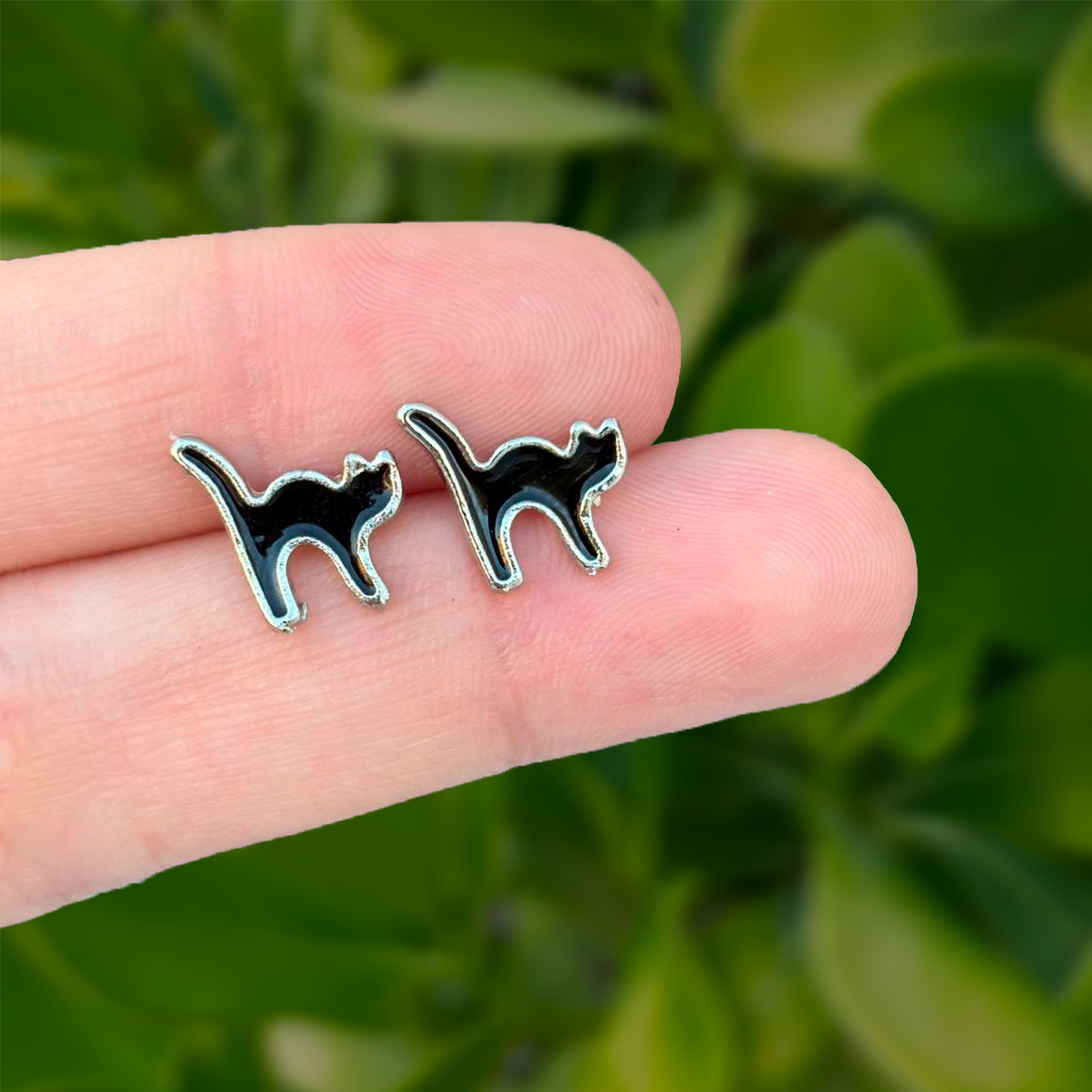 Aretes Platano Negro Mini Gato