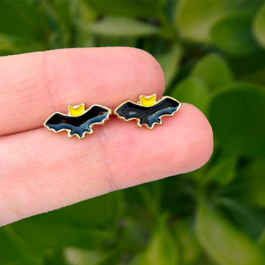 Aretes Dorado Negro Mini Murcielago